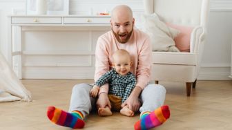 Agar Ayah Terlibat dalam Mengasuh Anak, Lakukan 5 Hal Sederhana Ini
