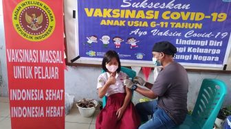 Waspada Penyebaran COVID-19, Binda Sulut Gencarkan Vaksinasi Massal