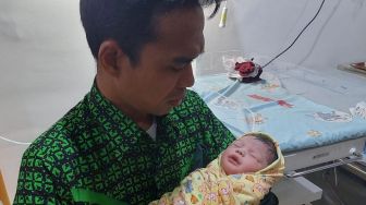 Anaknya Sunat 8 Hari Setelah Lahir, Ustaz Abdul Somad Jelaskan Alasan Khitan Usia Dini