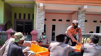 Diduga Kesetrum, Mayat Pencari Ikan Ditemukan Tewas Tertelungkup di Solokan