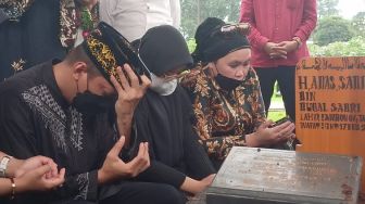 Doddy Sudrajat Berduka, Ayahandanya Meninggal Dunia