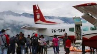Tiga Pesawat Batal Mendarat di Bandara Aminggaru Ilaga Papua, Saat Kejadian Baku Tembak