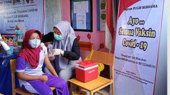 Gandeng NGO Inanta-CWS, Dinkes Maros Gelar Vaksinasi Anak dan Dewasa
