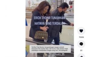 Jarang Tersorot, Viral Momen Mesra Erick Thohir Gandengan Tangan dengan Istrinya