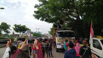 Ratusan Pengemudi Demo Dishub Jateng, Pengamat: Banyak Pengemudi yang Harus Bayar Pungutan Liar