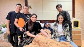 Jelang Aurel Melahirkan, Anang Hermansyah Minta Doa Netizen