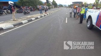 Nekat Hadang Truk yang Melaju, Seorang Remaja Tewas Tertabrak