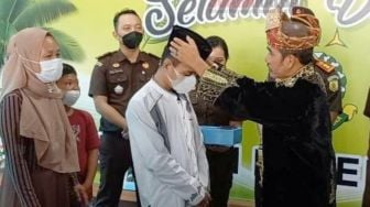 Sempat Dipukuli Hingga Mengalami Luka Robek, Raja Sanggau Gusti Arman Memaafkan Eko