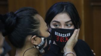 Jerinx SID Divonis Setahun Penjara, Nora Alexandra Beri Reaksi Tak Terduga