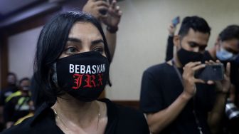 Nora Alexandra Ungkap Ingin Bunuh Diri karena Jerinx Dipolisikan AD: Stres Lah, Sudah Minta Maaf Tapi Dilaporkan