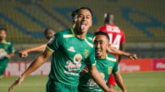 Persebaya Patahkan Rekor Tak Terkalahkan Arema FC, Samsul Arif Makin Rajin Jebol Gawang Mantan