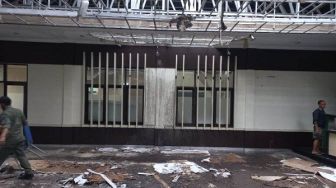 Diduga Korsleting Listrik, Kantor Kecamatan Cibatu Hangus Terbakar