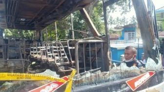 Bus Berpenumpang 25 Orang Hangus Terbakar di Solok, Begini Kronologinya