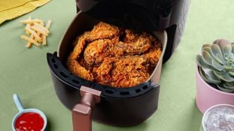 Air Fryer Jadi Solusi Ibu Rumah Tangga Muda Ketika Minyak Goreng Langka dan Mahal