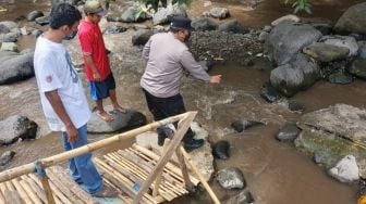 Dikira Boneka Ternyata Mayat Balita Tersangkut di Sungai Banyuwangi