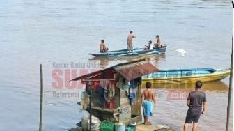 Niat Ambil Air Wudhu, Warga Inggis Terbawa Arus Sungai Kapuas