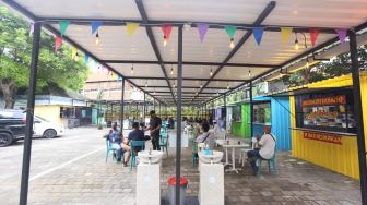 R-Port Food Hall di Bandara Ngurah Rai Bali Menjual Makanan Murah dari UMKM