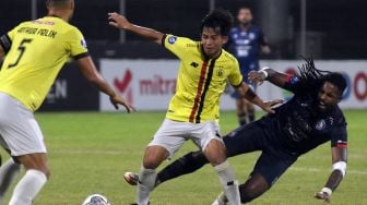 Profil Risna Prahalabenta, Pencetak Gol Indah ke Gawang Arema FC di LIga 1