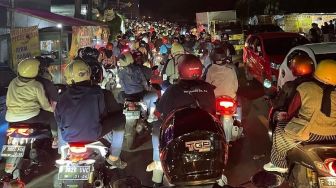 Libur Waisak, Kawasan Puncak Bogor Diserbu Ribuan Kendaraan dari Jakarta