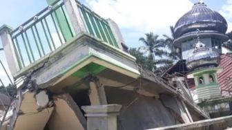 Ada 1.366 Rumah Warga Rusak Akibat Gempa Pasaman Barat