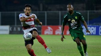 Hasil BRI Liga 1: Dramatis, Persebaya Tekuk Madura United di Derby Suramadu
