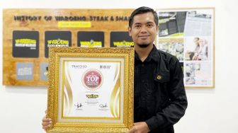 Waroeng Steak & Shake Raih Penghargaan Top Digital Public Relations Award 2022