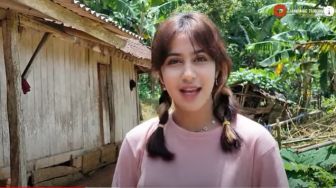 Viral, Cerita Gadis Desa Cantik Asal Jampang Sukabumi Keturunan Palestina Tinggal di Gubuk Reyot