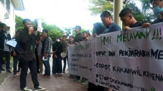Mahasiswa di Lhokseumawe Desak Jokowi Evaluasi Kinerja Menag Yaqut