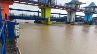 Serang Terendam Banjir, Begini Update Ketinggian Debit Air Bendungan Pamarayan dan Sindangheula