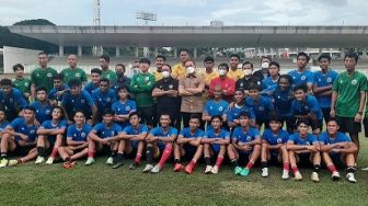 Nonton  Timnas Indonesia U-19 Latihan, Menpora Sampaikan Pesan Presiden