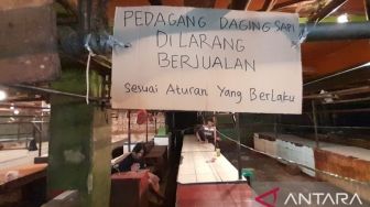 Agar Aksi Mogok Kompak, Pedagang Pasang Larangan Jual Daging di Pasar Tambun Bekasi