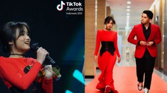 9 Gaya Fuji di TikTok Awards, Sepatunya Jadi Sorotan!