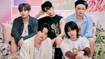 TXT Jadi Artis Korea Pertama Menangkan Hero of The Year di NME Awards 2022