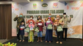 Jababeka Gandeng Dinsos Kabupaten Bekasi Berikan Santunan ke Anak Yatim Piatu Korban Covid-19