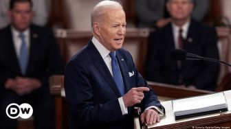 Lewat Pidato Kenegaraan Pertamanya, Joe Biden Cap Putin Seorang Diktator
