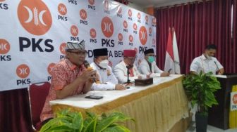 PKS Sebut Dicopotnya Chairoman J Putro sebagai Ketua DPRD Kota Bekasi sebagai Hal Biasa