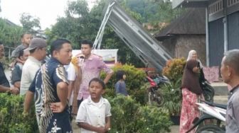 Panik dan Trauma, Warga Pasaman Barat Berhamburan ke Luar Rumah Saat Diguncang Gempa Susulan Magnitudo 4,8