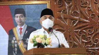 Viral Gubernur Kalimantan Timur Isran Noor Sebut Puan Maharani Calon Presiden, Netizen: Maaf Gak Dulu