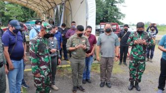 Tim Damai Cartenz Evakuasi Satu Korban Selamat Penyerangan KKB