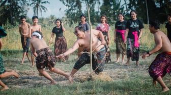 Permainan Tradisional Megandu Asal Tabanan Diusulkan Masuk Warisan Budaya Takbenda