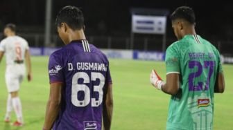 Ditahan Seri, Asisten Pelatih Persebaya Puji Habis Kiper Persita Rendy Oscario