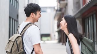 Apa Itu Dating dan Bedanya dengan Menjalin Hubungan? Sekilas Terdengar Mirip, Tapi Ini Hal yang Perlu Mengerti