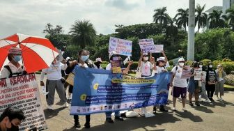 Peringati Hari Perempuan Internasional di Jakarta, Massa Aksi: Sahkan RUU TPKS Pro Korban!