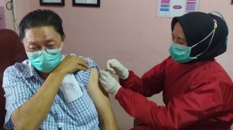 Baru 18 Persen dari Target, Pemkot Cirebon Genjot Vaksinasi COVID-19 Penguat
