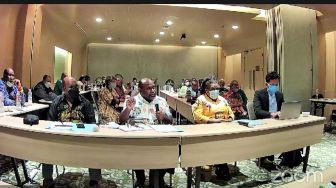 Baleg DPR Setujui 3 Provinsi Baru di Papua, MRP: Menciderai Otsus!