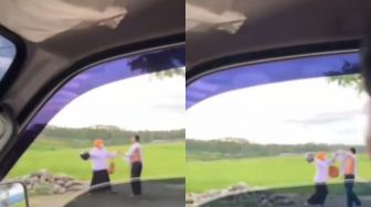 Viral Video Wanita Aniaya Seorang Pria di Pinggir Jalan, Kemeja Terkoyak hingga Dipukul Pakai Helm