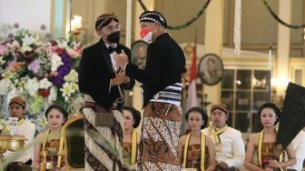 Hadir di Jumenengan KGPAA Mangkunegara X, Ganjar Pranowo Dukung Revitalisasi Keraton Jadi Pusat Kebudayaan