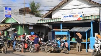 Pendapatan AgenBRILink Deska di Unit Sengkol Praya, Lombok Capai Rp20 Juta