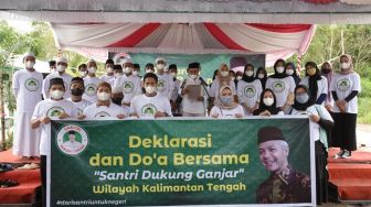 Mahasantri di Kalteng Deklarasi Dukung Ganjar Pranowo 2024