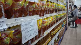 Stok Minyak Goreng di Tanjungpinang-Bintan Aman, Swalayan Jatah 2 Liter per Orang